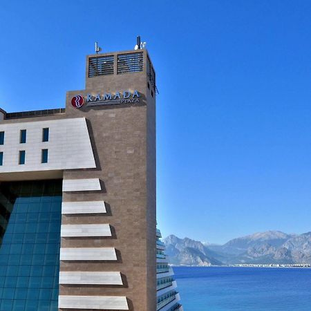 Ramada Plaza Antalya Hotel Екстериор снимка The hotel
