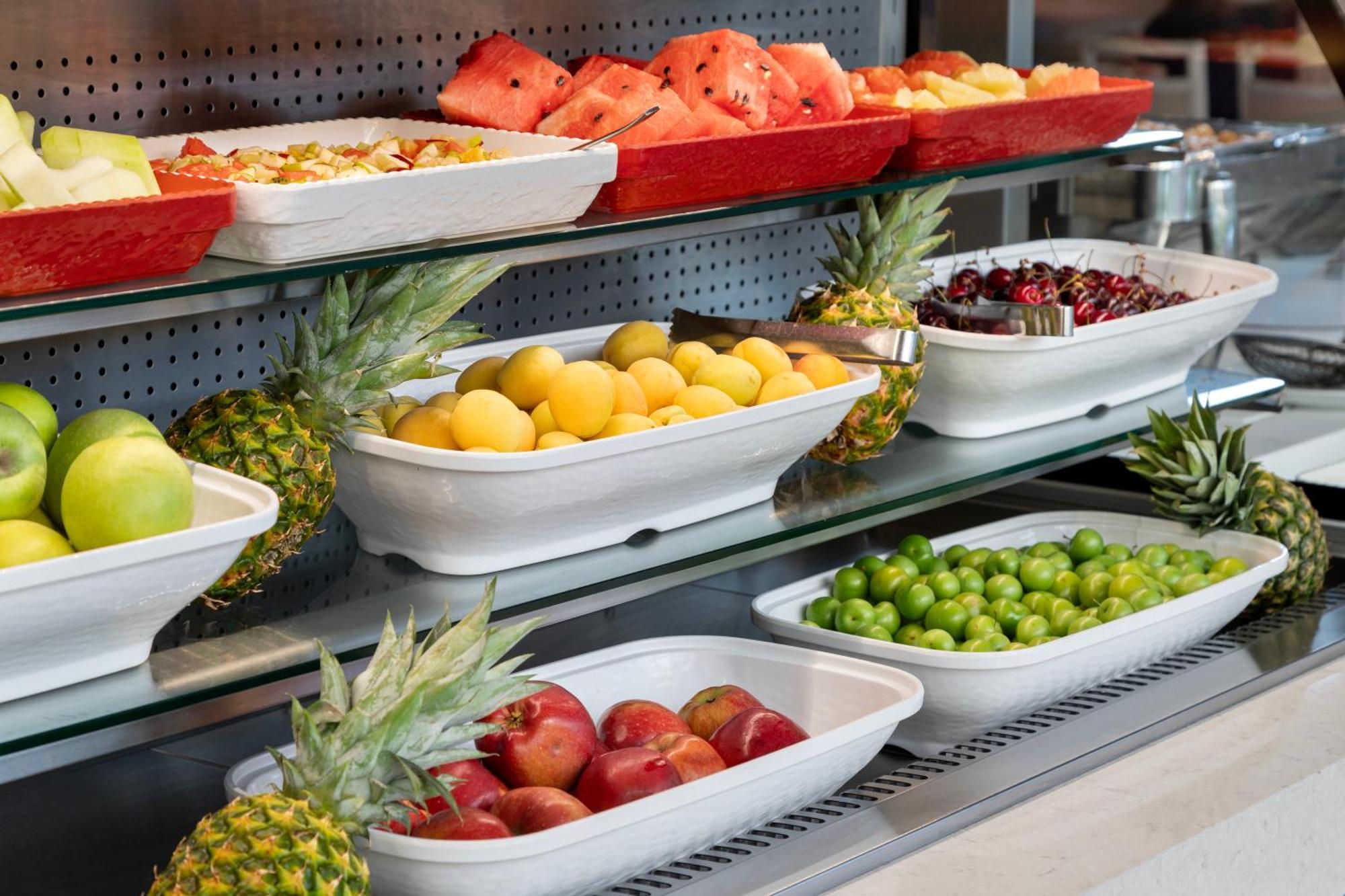 Ramada Plaza Antalya Hotel Екстериор снимка Fruit salad