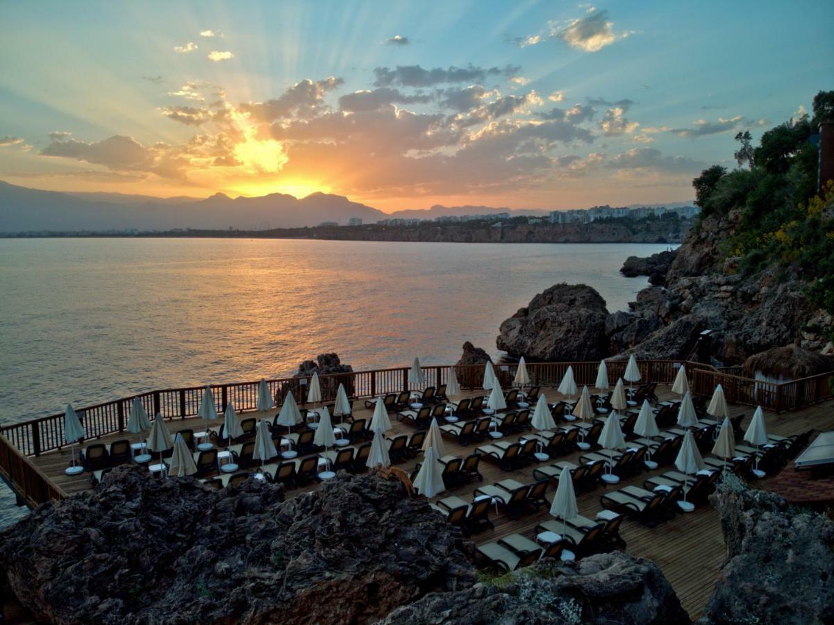 Ramada Plaza Antalya Hotel Екстериор снимка Sunset at the Dead Sea